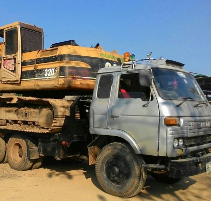 ขายแล้ว ครับ สิบล้อ นิสัน UD 260 สโลส 2เพาใหญ่ ท้ายลากแม็คโค 200~320 สภาพดีสวยพร้อมใช้ ทะเบียนพร้อมโอน ขายราคา 570,000บ ต่อรองได้ ขายแล้ว ครับ สิบล้อ นิสัน UD 260 สโลส 2เพาใหญ่ ท้ายลากแม็คโค 200~320 สภาพดีสวยพร้อมใช้ ทะเบียนพร้อมโอน ขายราคา 570,000บ ต่อรองได้