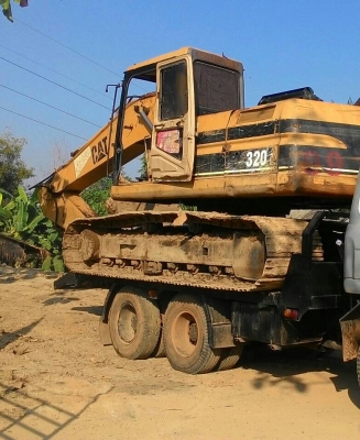 ขายแล้ว ครับ สิบล้อ นิสัน UD 260 สโลส 2เพาใหญ่ ท้ายลากแม็คโค 200~320 สภาพดีสวยพร้อมใช้ ทะเบียนพร้อมโอน ขายราคา 570,000บ ต่อรองได้ ขายแล้ว ครับ สิบล้อ นิสัน UD 260 สโลส 2เพาใหญ่ ท้ายลากแม็คโค 200~320 สภาพดีสวยพร้อมใช้ ทะเบียนพร้อมโอน ขายราคา 570,000บ ต่อรองได้