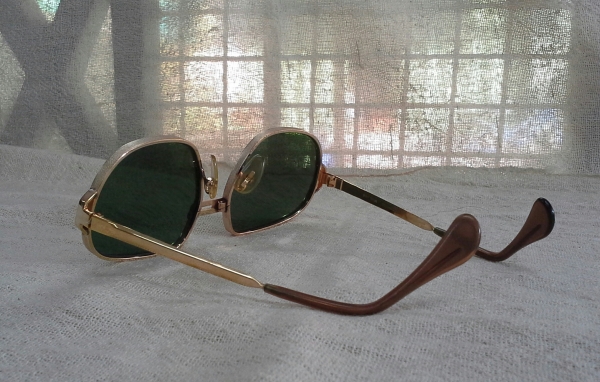 แว่นตาโกลด์ฟิลด์เจ้าบุญทุ่ม!  MENRAD made in Germany 20K