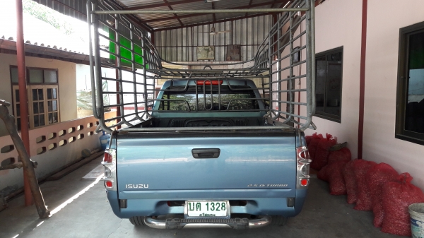 D-MAX 2.5 SL เล่มทะเบียนพร้อมโอน เครื่องนิ่ม แอร์เยนคอกสูง ล้อบรรทุกสีเดิมบางรถย้านๆมือเดียวน่าใช้