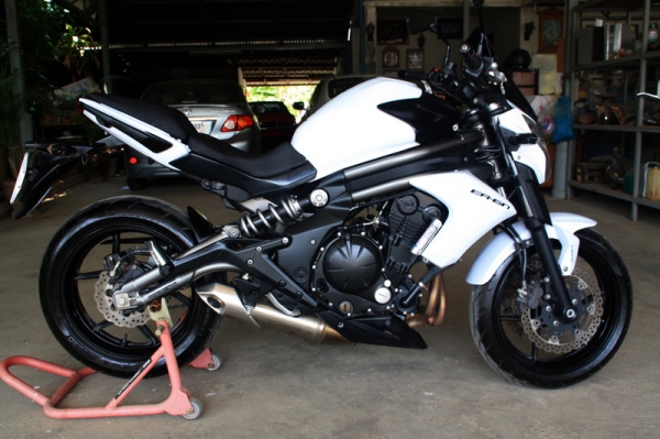 ขาย KAWASAKI ER 6 N ปี2012 ABS ขาว สภาพสวย 156000