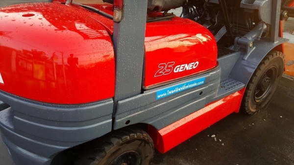 แหล่งรวมรถโฟลค์ลิฟท์งาเทฮิ้งค์ฟอร์คงากระดกเทได้งาเทงาคว่ำหงายได้สำหรับตักก้อนยางพาราขี้ยางยางถ้วยภาคตะวันออก แหล่งรวมรถโฟลค์ลิฟท์งาเทฮิ้งค์ฟอร์คงากระดกเทได้งาเทงาคว่ำหงายได้สำหรับตักก้อนยางพาราขี้ยางยางถ้วยภาคตะวันออก