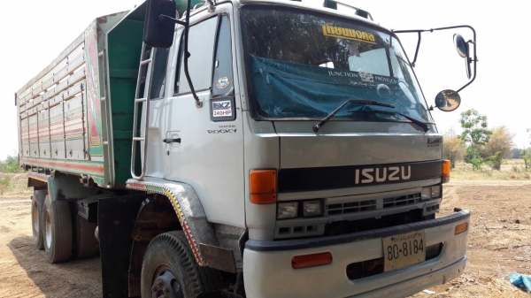 บรรทุก Isuzu  230แรง เทอร์โบ