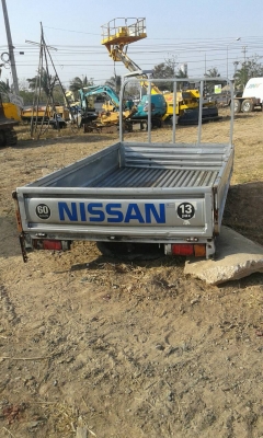 ขาย _กระบะเหล็ก สำหรับ รถบบรทุก 4 ล้อกลาง สภาพสวยๆ ราคาถูกกันไปเลยครับ