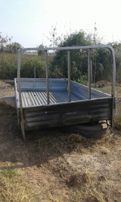 ขาย _กระบะเหล็ก สำหรับ รถบบรทุก 4 ล้อกลาง สภาพสวยๆ ราคาถูกกันไปเลยครับ