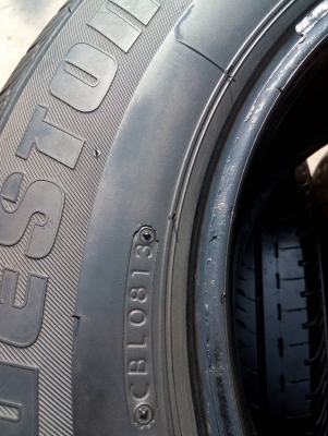 215/70R15 BRIDGESTONE DURAVIS R611 ปี13 ชุด 4 เส้น tel.081-427-3941 ไอดีไลน์ 0814273941 215/70R15 BRIDGESTONE DURAVIS R611 ปี13 ชุด 4 เส้น tel.081-427-3941 ไอดีไลน์ 0814273941