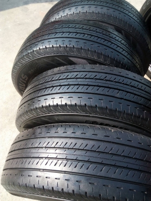 215/70R15 BRIDGESTONE DURAVIS R611 ปี13 ชุด 4 เส้น tel.081-427-3941 ไอดีไลน์ 0814273941 215/70R15 BRIDGESTONE DURAVIS R611 ปี13 ชุด 4 เส้น tel.081-427-3941 ไอดีไลน์ 0814273941