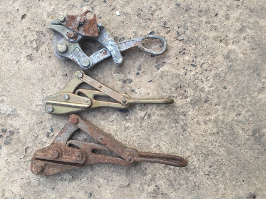 ขาย ที่จับดึงสายไฟและลวดเหล็ก