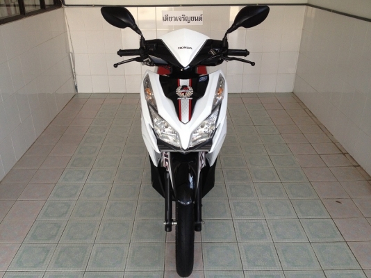 Click125i รุ่นRacing ลายใหม่ วิ่ง3000 ปี58 (ของแถม 4 รายการ)