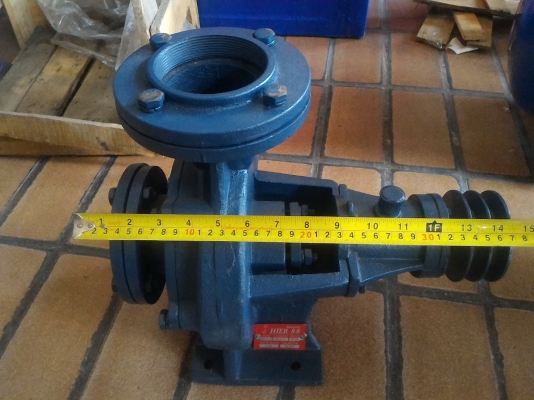 ปั็มน้ำแรงดันของใหม่มีตัวเดียว ยี่ห้อ HIER ท่อน้ำเข้า - ออก ขนาด 3 นิ้ว  มีพลูเลย์ขับปั๋มขนาด  3.5 นิ้ว