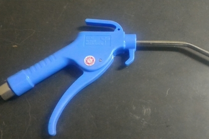 ปืนเป่าลม WINTON  ของอเมริกา เป็นพลาสติกความหนาแน่นสูงทนการกดกร่อน เทสการทำงานให้ทุกอันไม่มีรั่ว ซึม น้ำหนักเบา ก้านเป๋ายาว (มีแค่ 40 อัน)