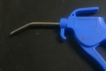 ปืนเป่าลม WINTON  ของอเมริกา เป็นพลาสติกความหนาแน่นสูงทนการกดกร่อน เทสการทำงานให้ทุกอันไม่มีรั่ว ซึม น้ำหนักเบา ก้านเป๋ายาว (มีแค่ 40 อัน)