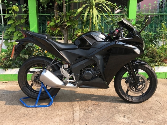 >>> Honda CBR150R  ราคา 48,500 บาท มีคลิป <<<