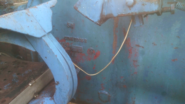 ขายรถไถFORD รุ่น5000  77  กรองเล็ก   มีใบอินวอยพร้อม