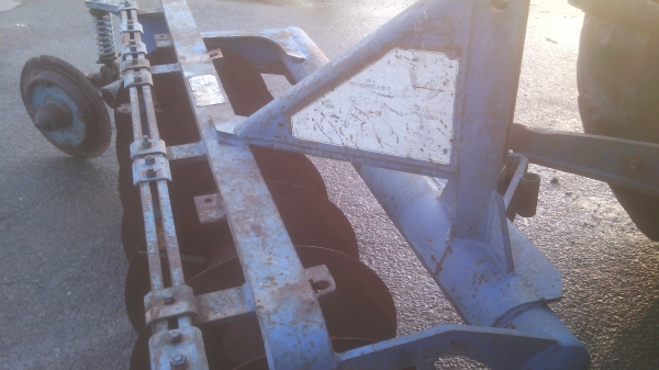 ขายรถไถFORD รุ่น5000  77  กรองเล็ก   มีใบอินวอยพร้อม