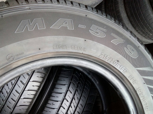 215/70R15 MAXXIS MA-579 ปี13  ชุด 4 เส้น tel.081-427-3941 ไอดีไลน์  0814273941