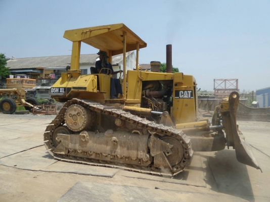 ขายรถแทรคเตอร์ CAT D5H ตีนตะขาบ ซีรีย์ 2 รุ่นใหม่ล่าสุด เอกสารใบแจ้งจำหหน่าย ราคา 850000 ขายรถแทรคเตอร์ CAT D5H ตีนตะขาบ ซีรีย์ 2 รุ่นใหม่ล่าสุด เอกสารใบแจ้งจำหหน่าย ราคา 850000