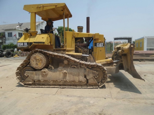 ขายรถแทรคเตอร์ CAT D5H ตีนตะขาบ ซีรีย์ 2 รุ่นใหม่ล่าสุด เอกสารใบแจ้งจำหหน่าย ราคา 850000 ขายรถแทรคเตอร์ CAT D5H ตีนตะขาบ ซีรีย์ 2 รุ่นใหม่ล่าสุด เอกสารใบแจ้งจำหหน่าย ราคา 850000