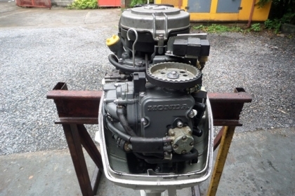 ขาย เครื่องเรือ HONDA 9.9 แรง 4 จังหวะ หาง 21 เครื่องทำงานปกติ  สภาพสวย ราคา 28,000