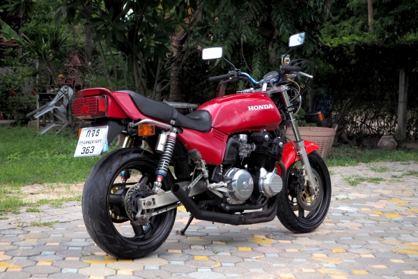 Honda CB750F2c Integra