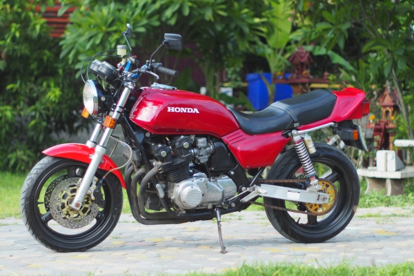 Honda CB750F2c Integra