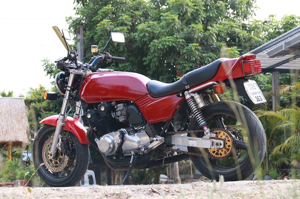 Honda CB750F2c Integra