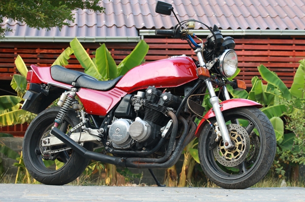 Honda CB750F2c Integra