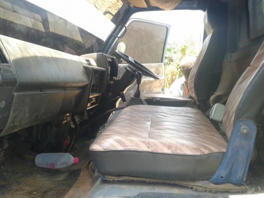 รถอีซูซู 6 ล้อดั้ม NPR 115 แรงม้า. ปี 39    สนใจติดต่อ  081 - 6079515