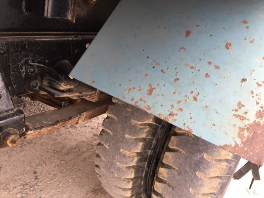 รถอีซูซู 6 ล้อดั้ม NKR เปลื่ยนเครื่อง 110 แรงม้า. ปี 36.    สนใจติดต่อ  081 - 6079515