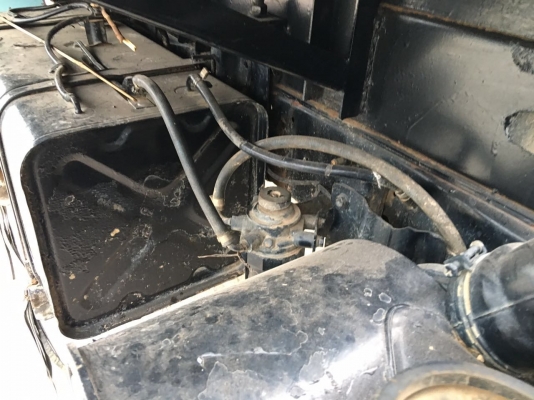 รถอีซูซู 6 ล้อดั้ม NKR เปลื่ยนเครื่อง 110 แรงม้า. ปี 36.    สนใจติดต่อ  081 - 6079515