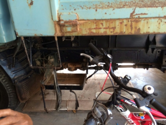 รถอีซูซู 6 ล้อดั้ม NKR เปลื่ยนเครื่อง 110 แรงม้า. ปี 36.    สนใจติดต่อ  081 - 6079515