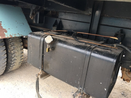 รถอีซูซู 6 ล้อดั้ม NKR เปลื่ยนเครื่อง 110 แรงม้า. ปี 36.    สนใจติดต่อ  081 - 6079515