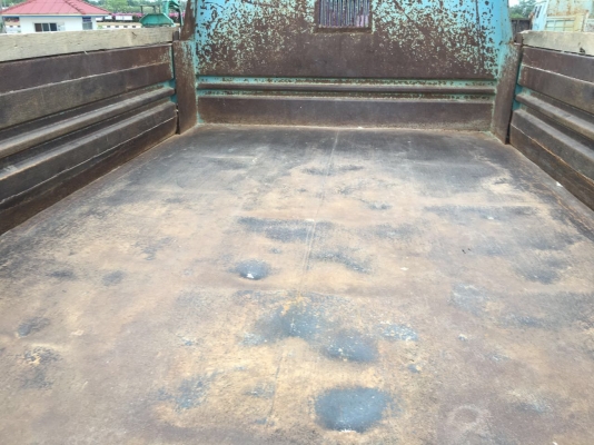 รถอีซูซู 6 ล้อดั้ม NKR เปลื่ยนเครื่อง 110 แรงม้า. ปี 36.    สนใจติดต่อ  081 - 6079515