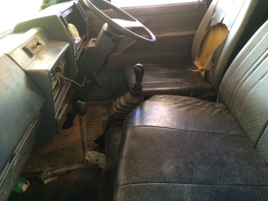 รถอีซูซู 6 ล้อดั้ม NKR เปลื่ยนเครื่อง 110 แรงม้า. ปี 36.    สนใจติดต่อ  081 - 6079515