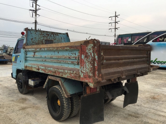 รถอีซูซู 6 ล้อดั้ม NKR เปลื่ยนเครื่อง 110 แรงม้า. ปี 36.    สนใจติดต่อ  081 - 6079515