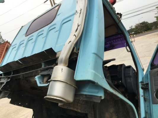 รถอีซูซู 6 ล้อดั้ม NKR เปลื่ยนเครื่อง 110 แรงม้า. ปี 36.    สนใจติดต่อ  081 - 6079515