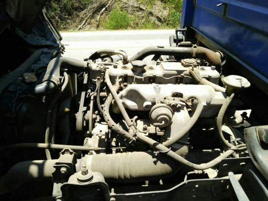 รถอีซูซุ 4 ล้อ NKR 88 แรงม้า. ปี 47.    สนใจติดต่อ  081 - 6079515