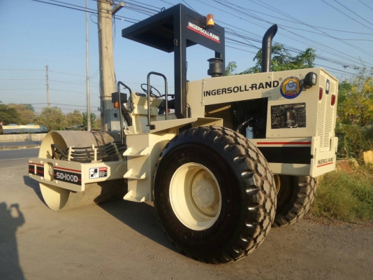 ขายรถบด INGERSOLLRAND SD-100D เอกสารเล่มทะเบียน ราคา 1100000 ขายรถบด INGERSOLLRAND SD-100D เอกสารเล่มทะเบียน ราคา 1100000