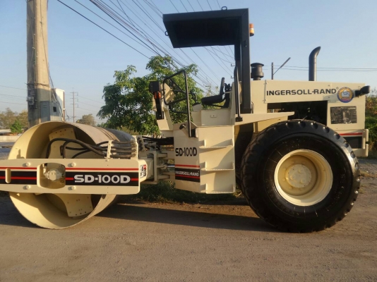 ขายรถบด INGERSOLLRAND SD-100D เอกสารเล่มทะเบียน ราคา 1100000 ขายรถบด INGERSOLLRAND SD-100D เอกสารเล่มทะเบียน ราคา 1100000