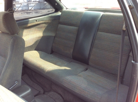 ขายรถ ฮุนได สคูป สปอร์ต 2ประตู ปี93 เครื่องหัวฉีด 1.5 เกียร์ธรรมดา ติดแก๊สLPG เพาเวอร์ กระจกไฟฟ้า ภายในสวยๆเดิมๆเบาะสวยไม่มีขาด แอร์เย็น วิทยุCD ตัวถังเดิมๆสีสด ชุดแต่งรอบคัน แม็ก15" ตัวนี้หายาก รถพร้อมใช้ครับ ภาษีไม่ขาด ขับกลับได้เลยครับ