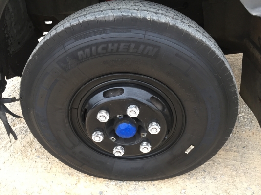 รถฮีโน่ 6 ล้อรั้ว ( ไม่ดั้ม ) FC4J  150 แรงม้า ปี 47.    สนใจติดต่อ  081 - 6079515