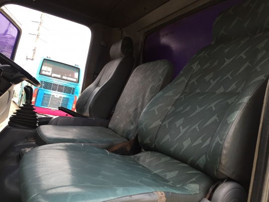 รถฮีโน่ 6 ล้อรั้ว ( ไม่ดั้ม ) FC4J  150 แรงม้า ปี 47.    สนใจติดต่อ  081 - 6079515