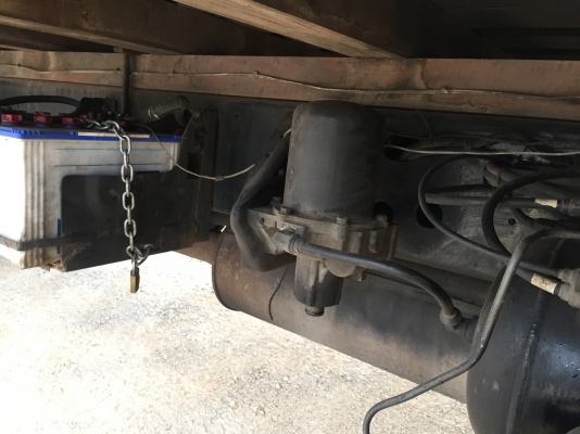 รถฮีโน่ 6 ล้อรั้ว ( ไม่ดั้ม ) FC4J  150 แรงม้า ปี 47.    สนใจติดต่อ  081 - 6079515