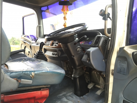 รถฮีโน่ 6 ล้อรั้ว ( ไม่ดั้ม ) FC4J  150 แรงม้า ปี 47.    สนใจติดต่อ  081 - 6079515