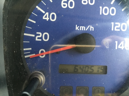 รถฮีโน่ 6 ล้อรั้ว ( ไม่ดั้ม ) FC4J  150 แรงม้า ปี 47.    สนใจติดต่อ  081 - 6079515