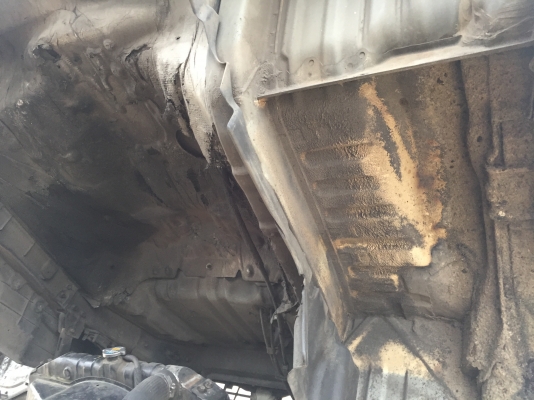 รถฮีโน่ 6 ล้อรั้ว ( ไม่ดั้ม ) FC4J  150 แรงม้า ปี 47.    สนใจติดต่อ  081 - 6079515