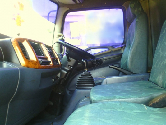 รถฮีโน่ 6 ล้อรั้ว ( ไม่ดั้ม ) FC4J  150 แรงม้า ปี 47.    สนใจติดต่อ  081 - 6079515