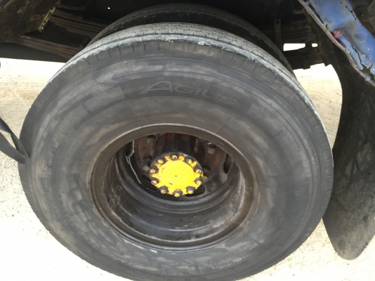 รถฮีโน่ 6 ล้อรั้ว ( ไม่ดั้ม ) FC4J  150 แรงม้า ปี 47.    สนใจติดต่อ  081 - 6079515