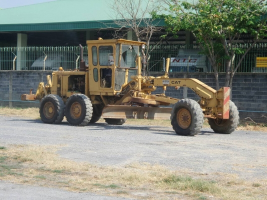 ขายรถเกรด CAT 140G 72V ซีเรียล 2984 เอกสารเล่มทะเบียน ราคา 1850000 ขายรถเกรด CAT 140G 72V ซีเรียล 2984 เอกสารเล่มทะเบียน ราคา 1850000