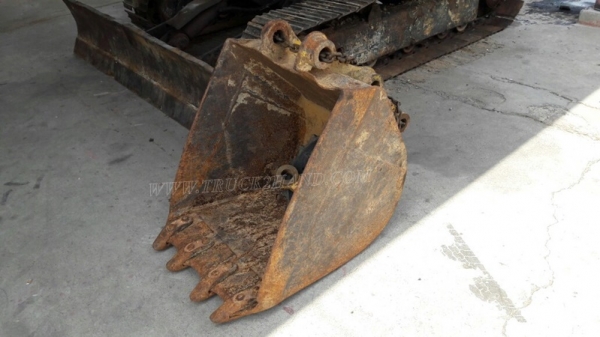 รถแบคโฮ KOMATSU PC 50UU มีหัวคลีบไม้และอ๋อยและบุ๋นกี๋แถมให้ พร้อมอะหลั่ย